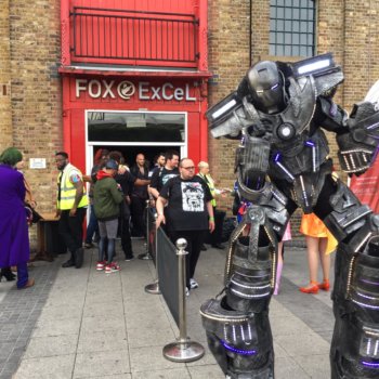 Discover Fox@ExCeL, club in Western Gateway, London E16 1DR, UK. Rate, follow, send a message and read about Fox@ExCeL on LiveTrigger.