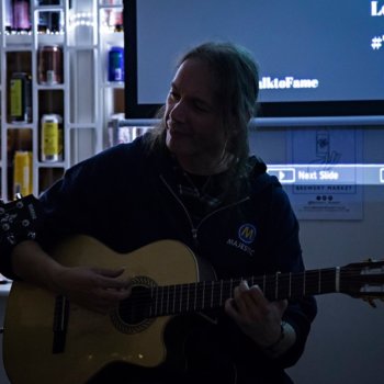Discover Gen, spanish guitar / blues musician in London, UK. Rate, follow, send a message and read about Gen on LiveTrigger.