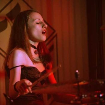 Discover Inner Scent, band in Milano, Italy, IT. Rate, follow, send a message and read about Inner Scent on LiveTrigger.