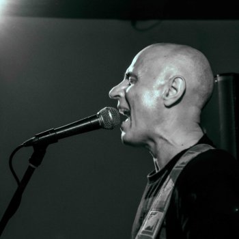 Discover Steve Werren, all styles from classics to pop musician in London, UK. Rate, follow, send a message and read about Steve Werren on LiveTrigger.